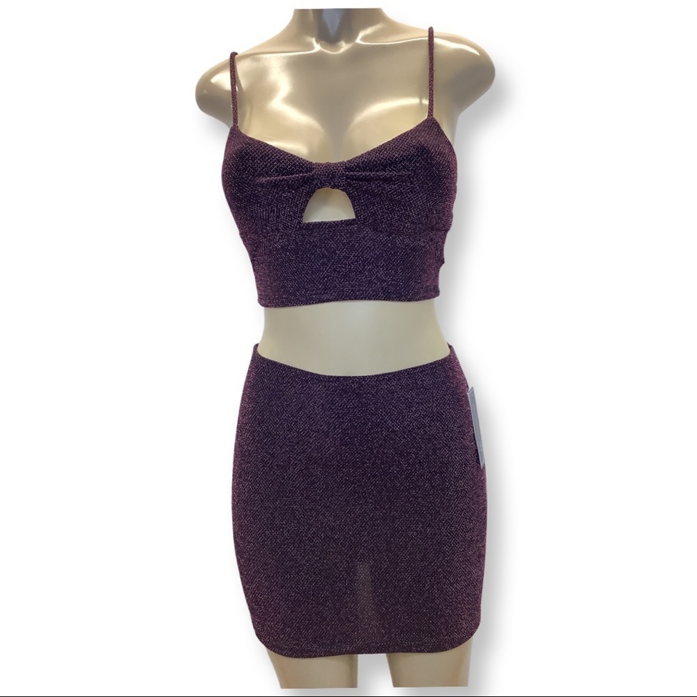 Just Polly Size Small New York Burgundy Shimmer Mini Skirt Set. New With Tags